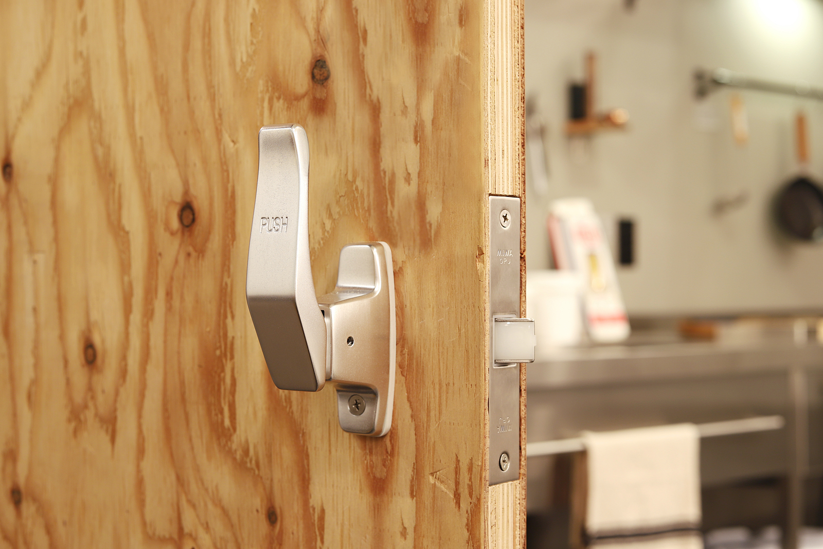 ワンタッチドアハンドル スリム | PS-HD014-02-G141 | ドアノブ