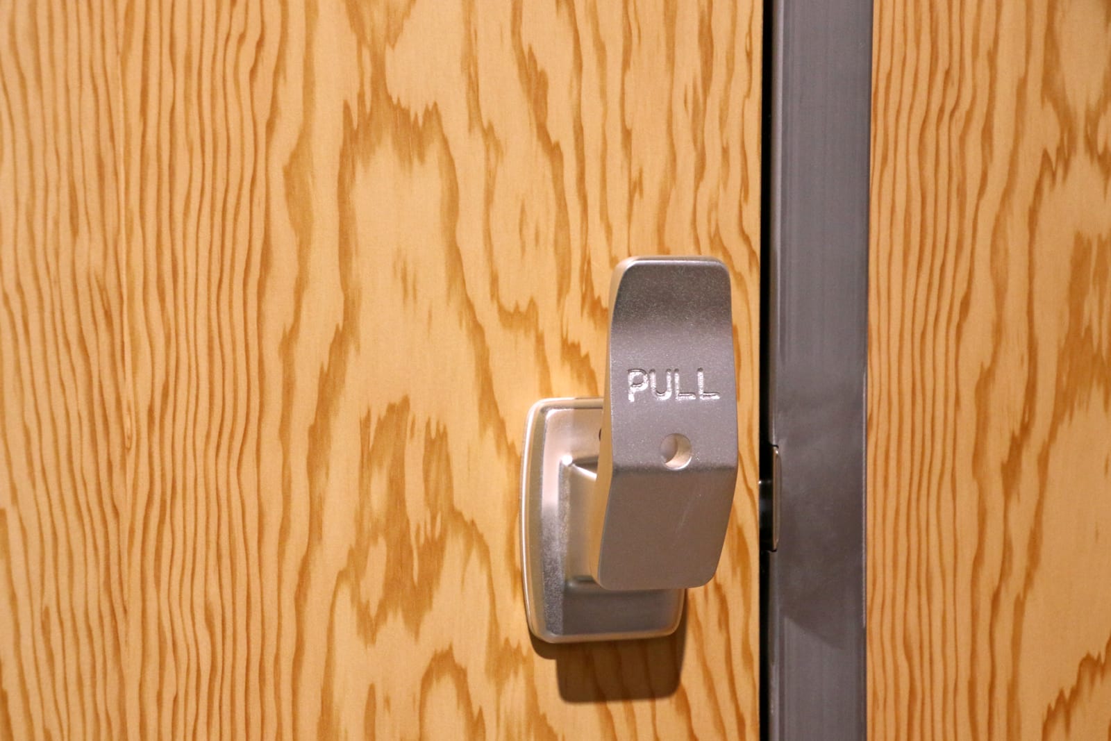 ワンタッチドアハンドル ワイド | PS-HD014-01-G141 | ドアノブ