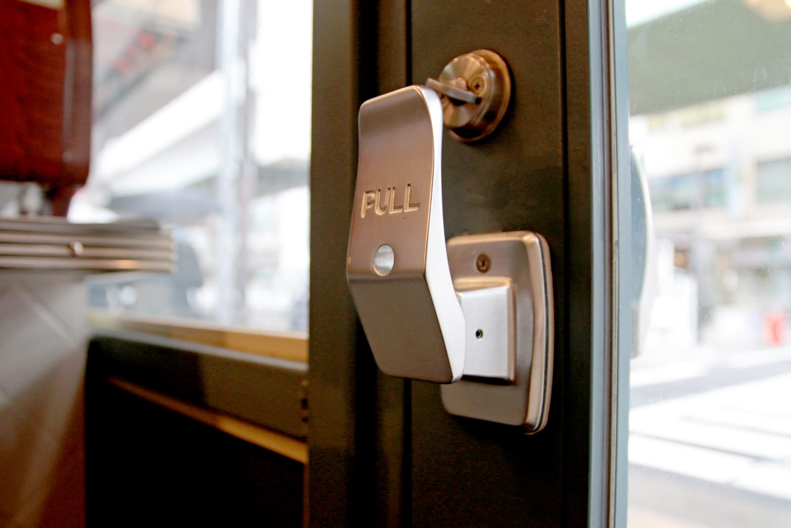 ワンタッチドアハンドル ワイド | PS-HD014-01-G141 | ドアノブ