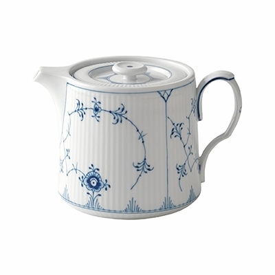 ブルーフルーテッド プレイン ティーポット 600ml|ロイヤル