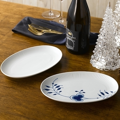 ホワイトフルーテッド オーバルディッシュ 23.5cm|ロイヤル