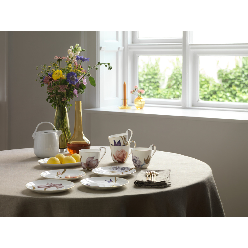 フローラ プレート アイリス 19cm|ロイヤル コペンハーゲン 公式