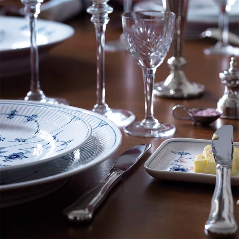 ブルーフルーテッド プレイン プレート 25cm|ロイヤル コペンハーゲン