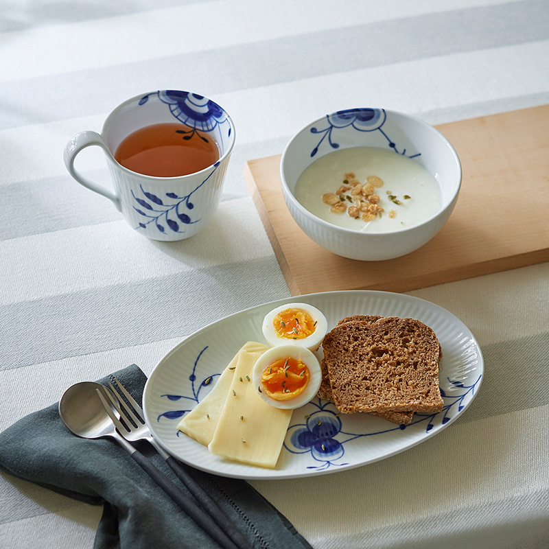 ブルーフルーテッド メガ ボウル 13cm|ロイヤル コペンハーゲン 公式