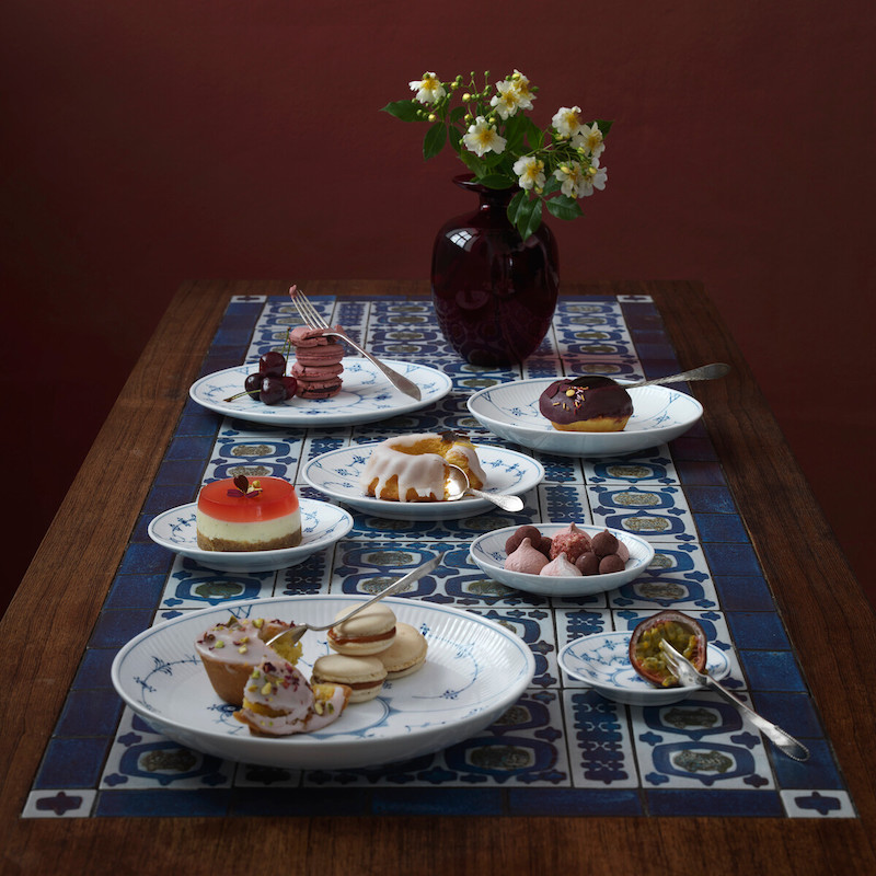 ブルーフルーテッド プレイン クーププレート 19cm|ロイヤル