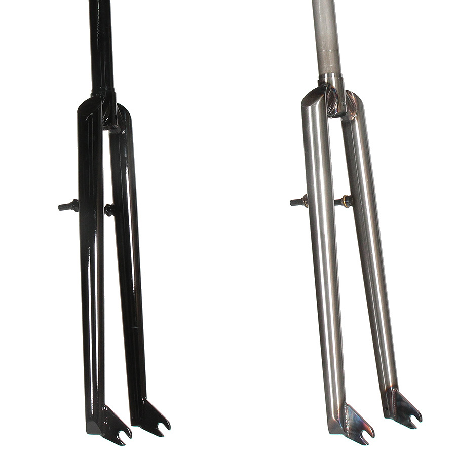 フォーク長 も長く タイヤクリアランスも大きい グラベル オフロード