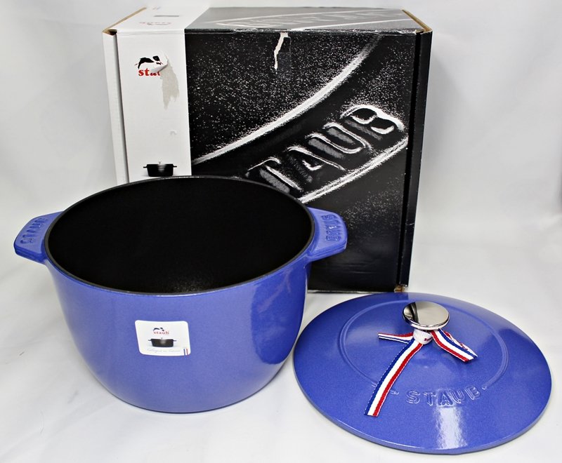 未使用 STAUB ストウブ ラ・ココット de GOHANを買取しました