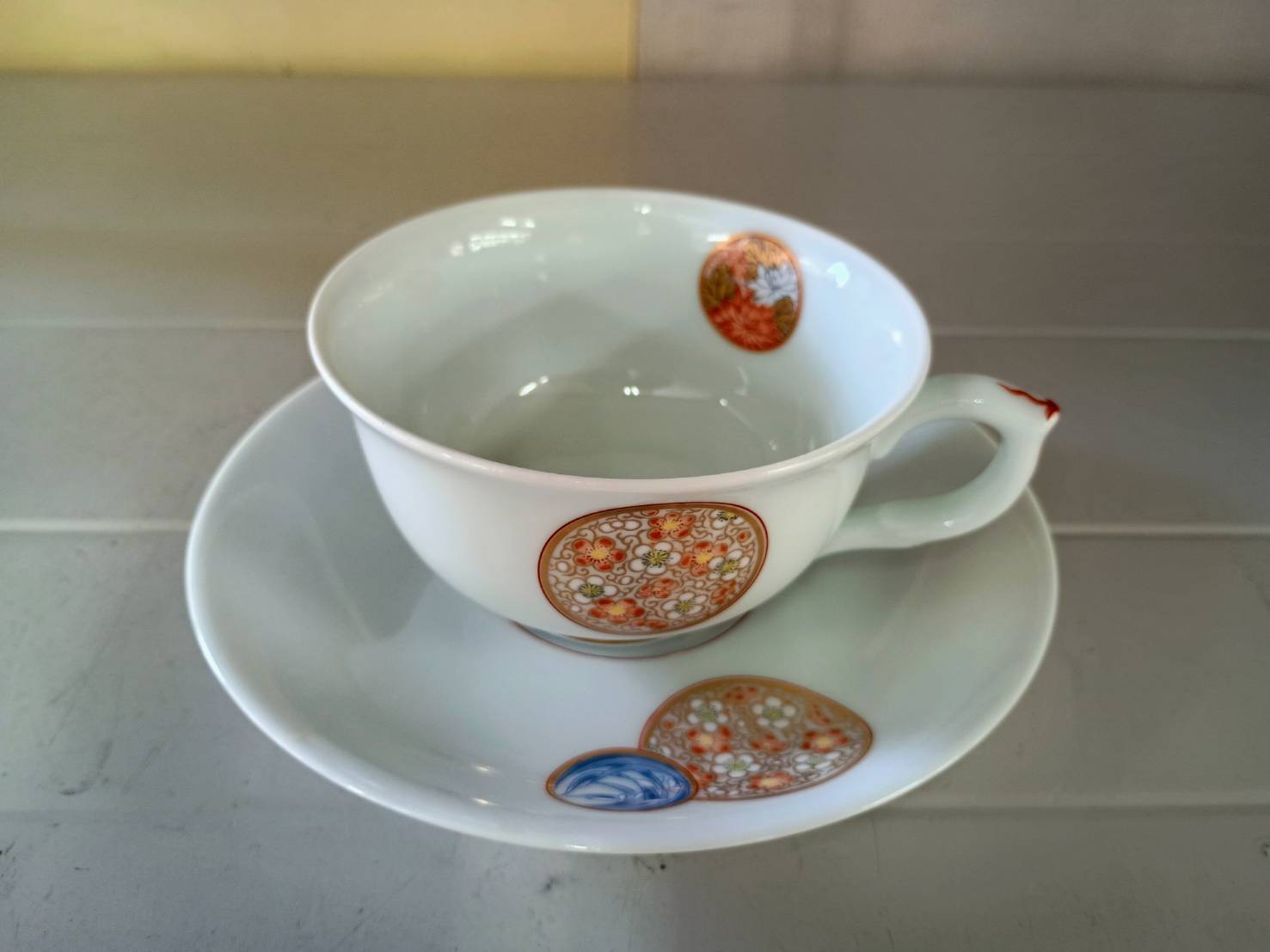 未使用品 深川製磁 寿赤絵 カップ＆ソーサー 1組】をお買取りさせて