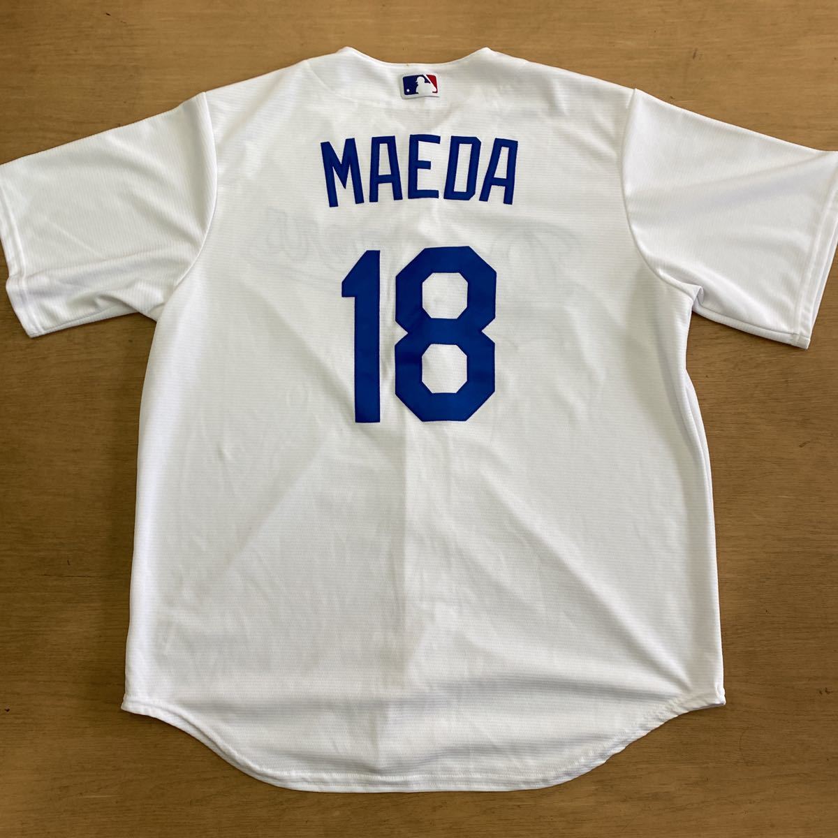 Majestic マジェスティック MLB ドジャース 前田健太選手 18番