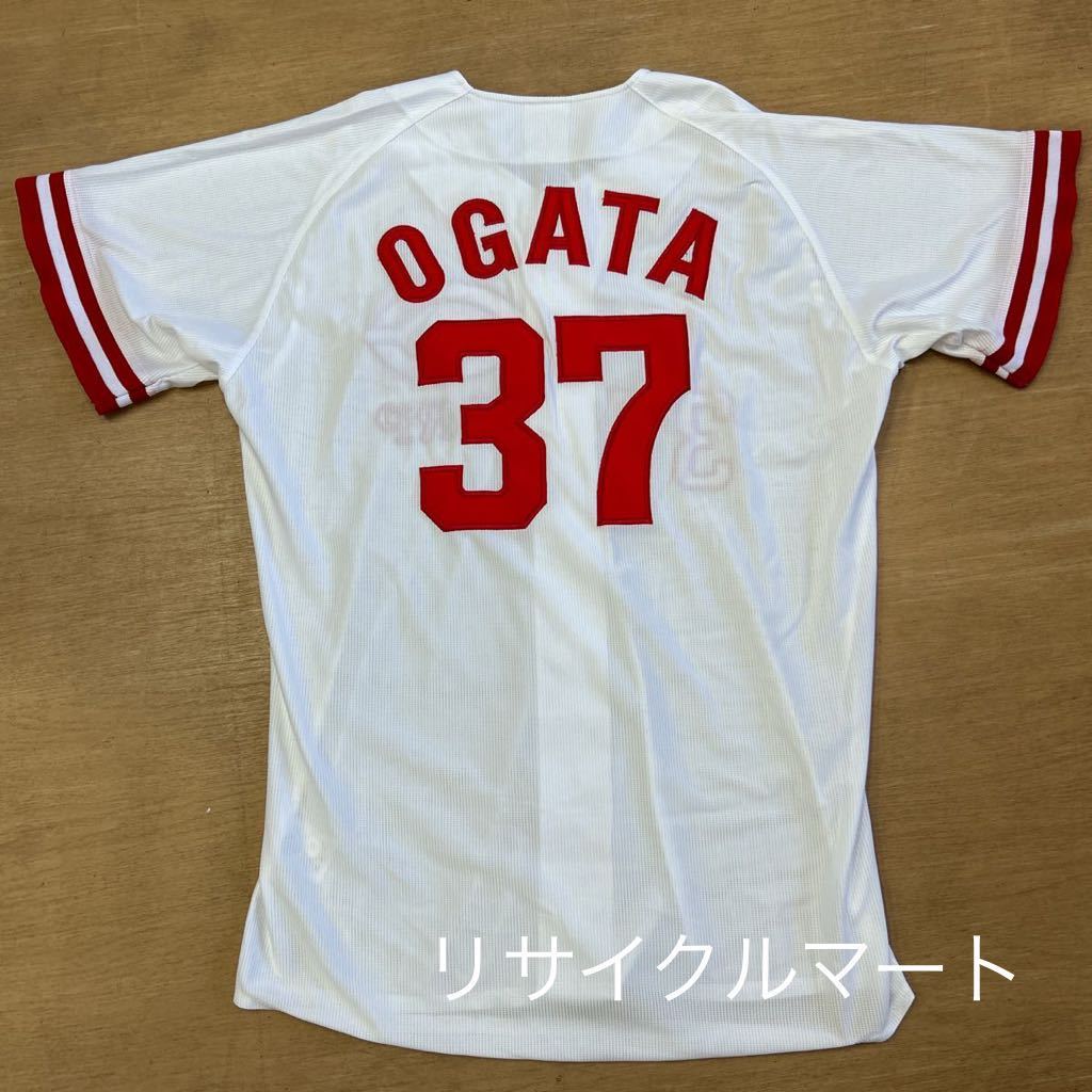 広島東洋カープ 緒方孝市選手 復刻ユニフォーム 37番 初期の番号