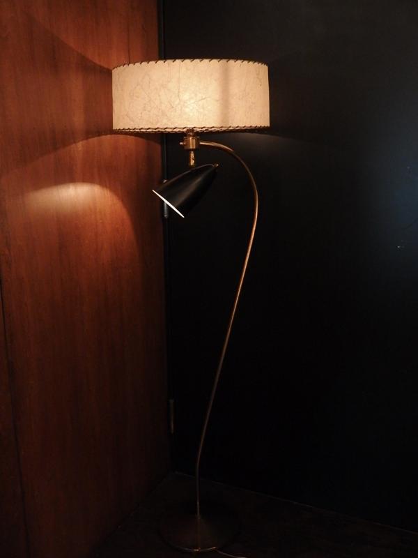 アメリカンミッドセンチュリーヴィンテージフロアランプ USF 0242