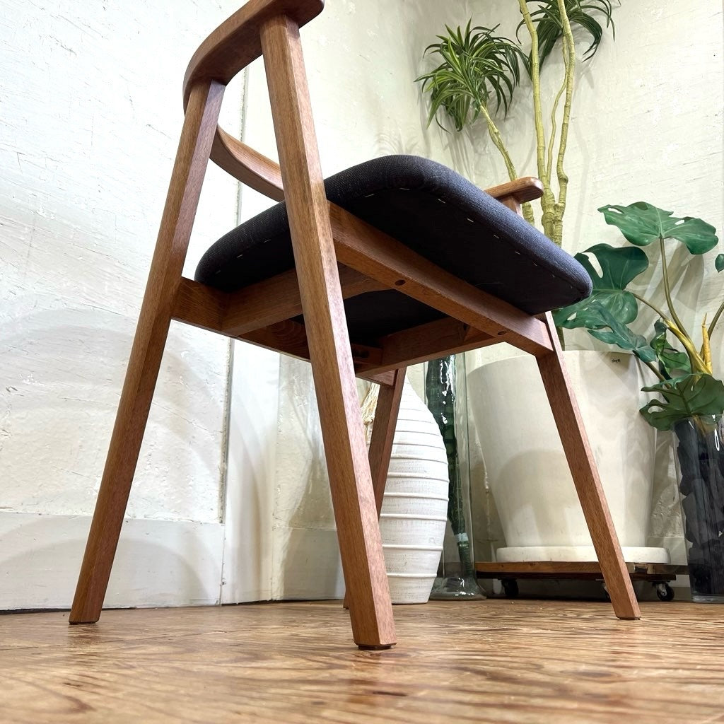 KINOSHITA / キノシタ Coccole / コッコレ アームチェア ダイニング