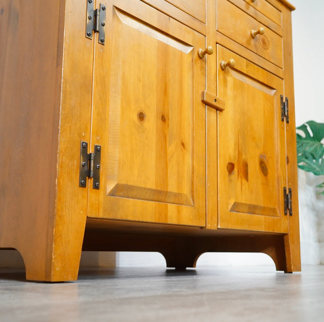 アンファン / Enfant パイン材カップボード ハッチボード中古