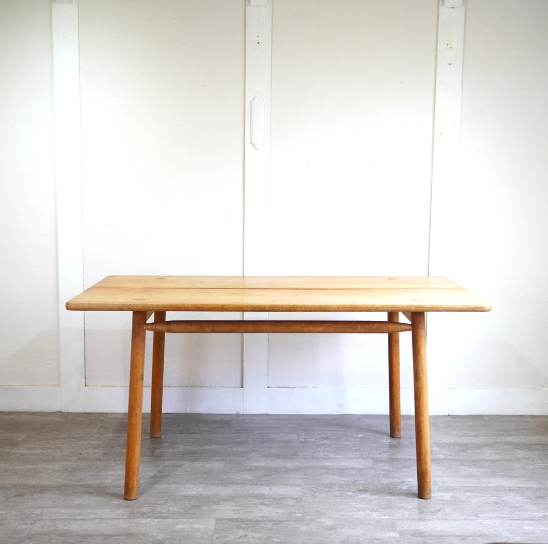 Vergnères Grain de Cafe ダイニングテーブル ピエール・ゴーティエ