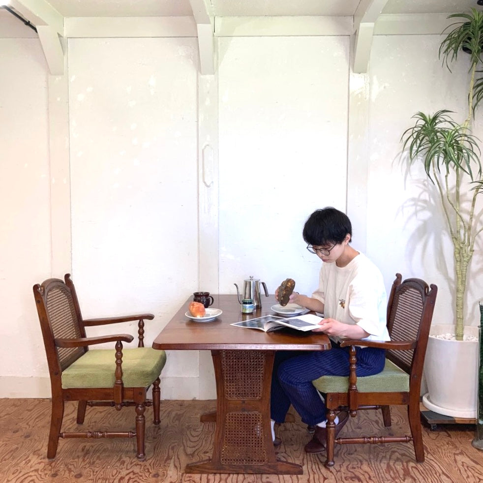 三越ブルージュ カントリーハウス バタフライ ダイニングテーブル 伸長