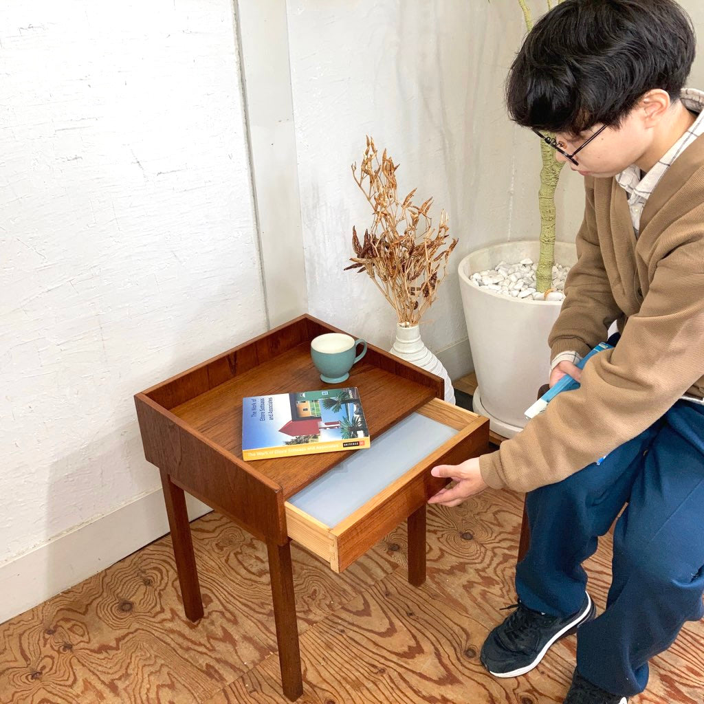 デンマーク製 チーク材 ミニチェスト サイドテーブル 北欧