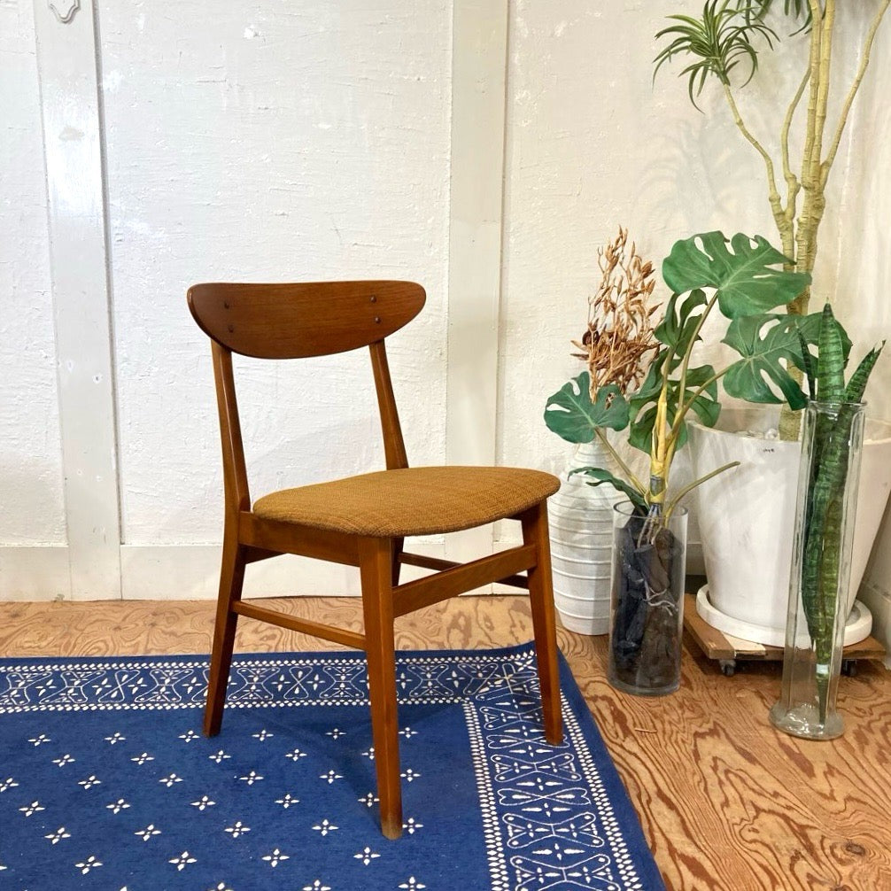 チーク材 ビーチ材 サイドチェア ダイニングチェア 北欧 デンマーク