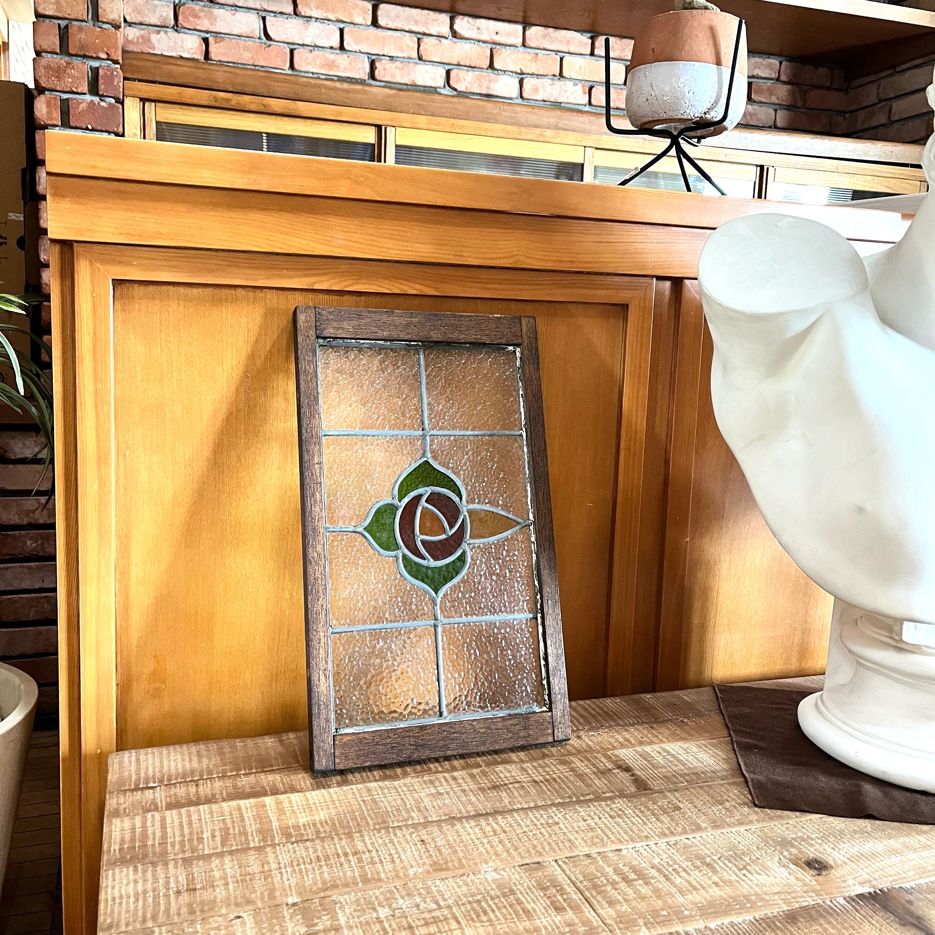 ステンドグラス 窓 木枠 ディスプレイ 茶枠 アンティーク 中古