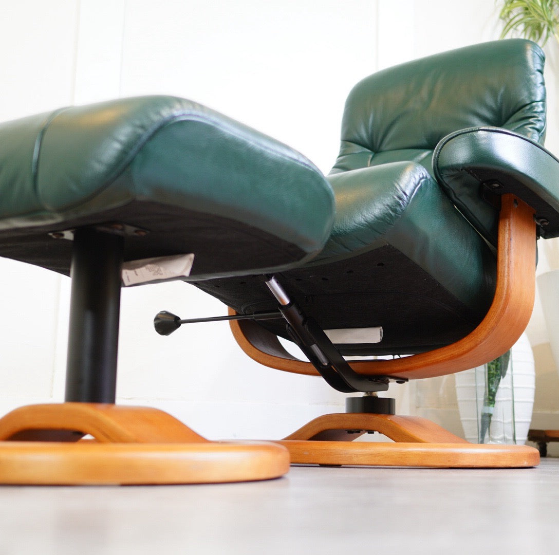 イエリアーダ / Hjellegjerde フィヨルド215 リクライニングチェア