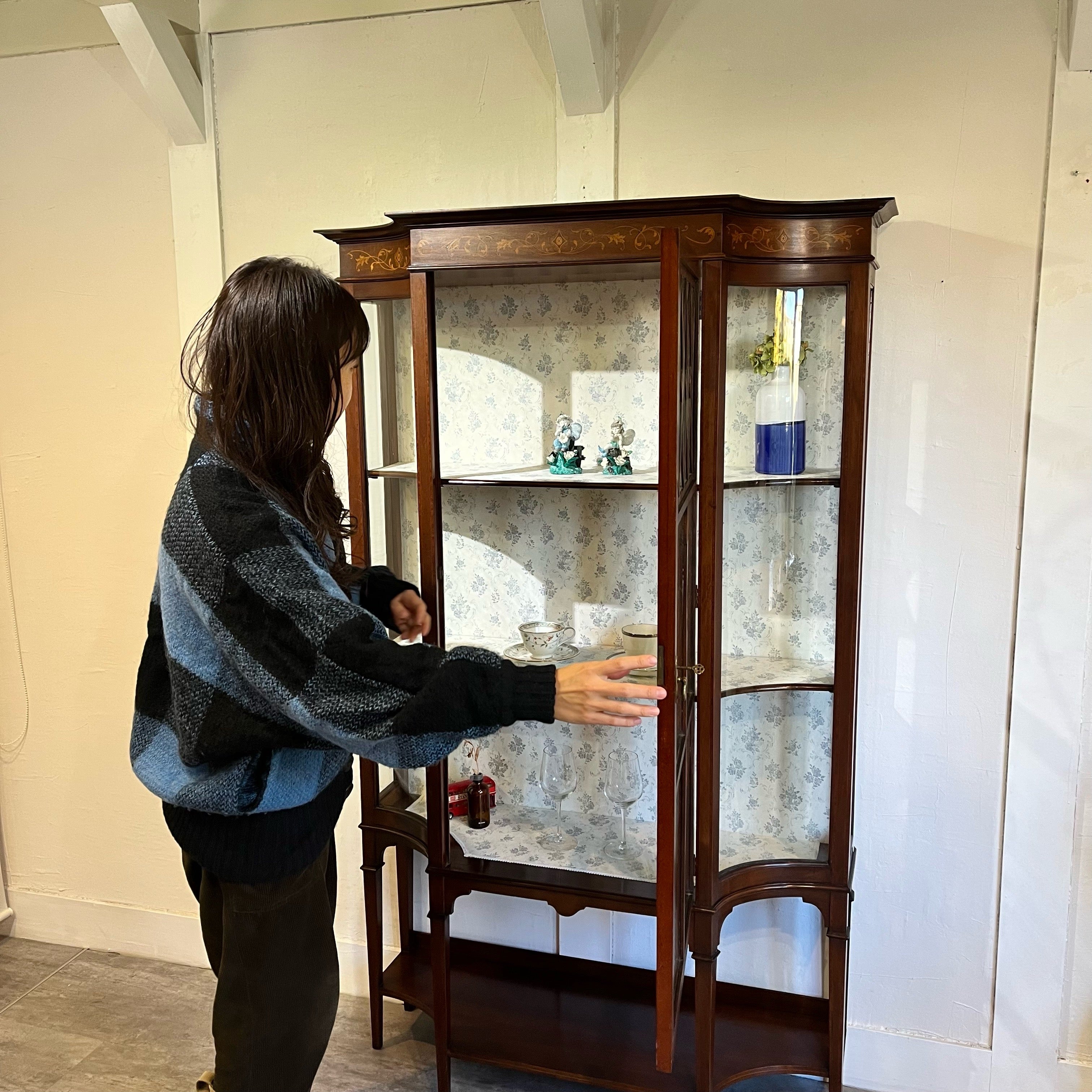 エドワーディアン様式 ディスプレイキャビネット マホガニー ガラス