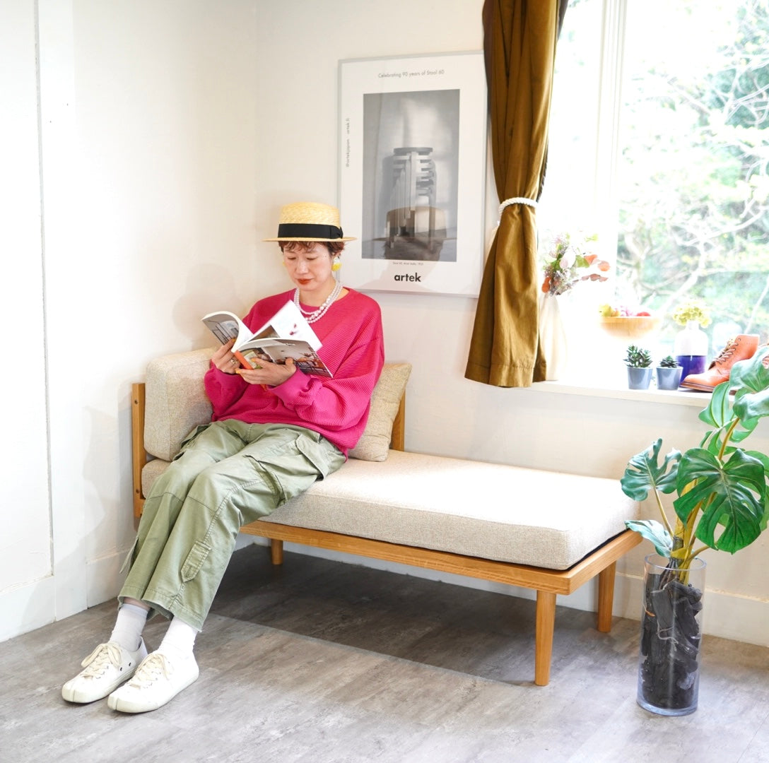 ウニコ / unico キナ / KINNA ベンチアームソファ 未使用 スリム