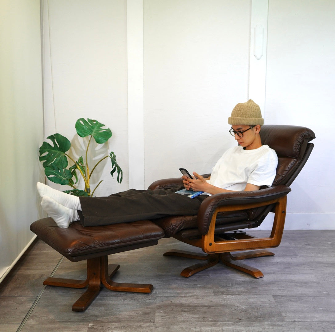 冨士ファニチア パーソナルチェア オットマン付 本革 ヴィンテージ