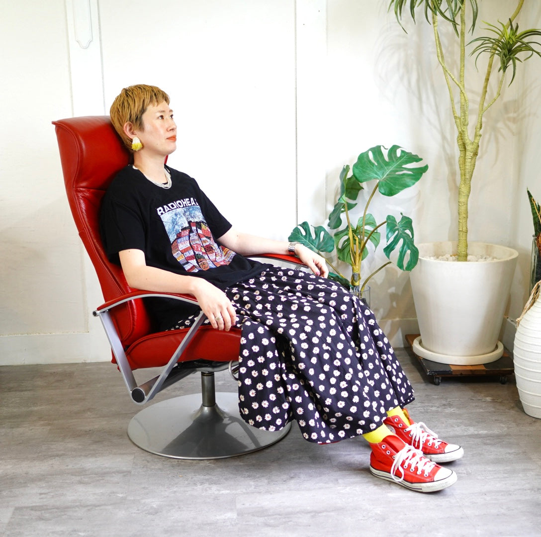 ケベ / KEBE リクライニングチェア フットレスト付 赤 デンマーク 北欧