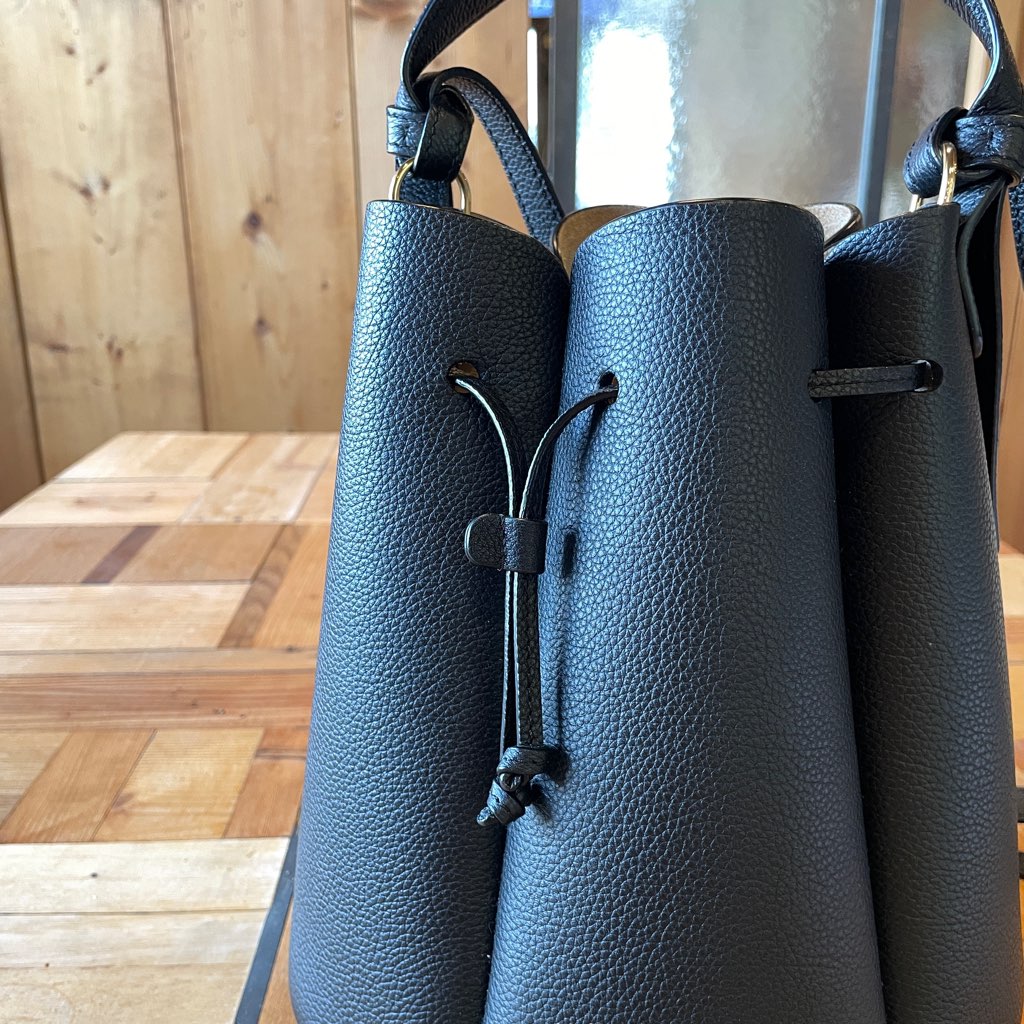 古着】ポレーヌ / Polène カヌレバッグ Numéro Huit ブラック 本革