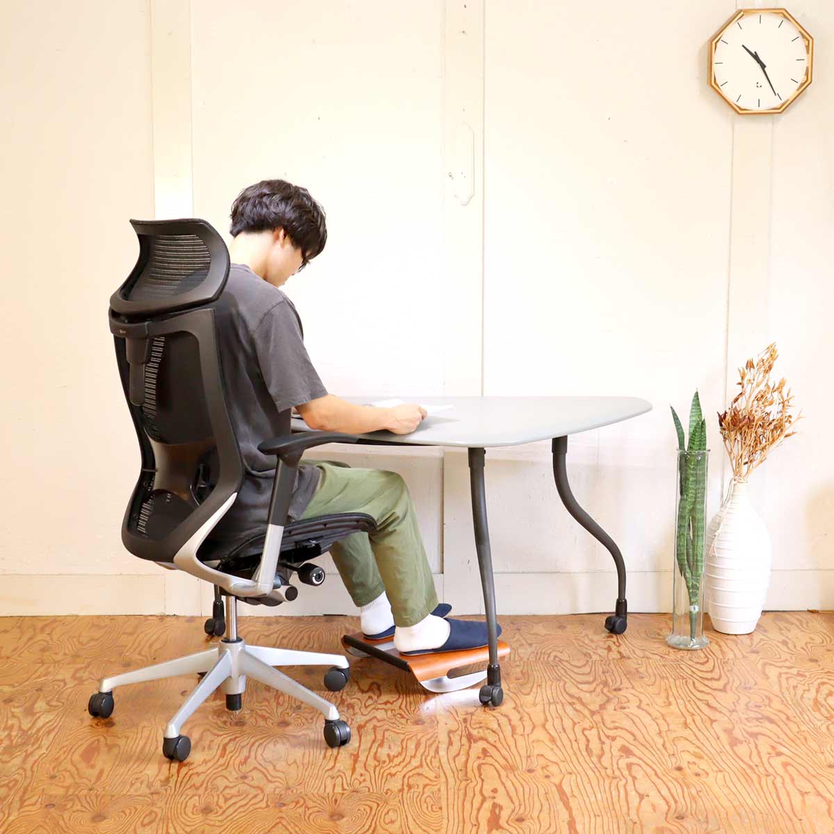 ヒューマンスケール / Humanscale フットレスト FR500 中古