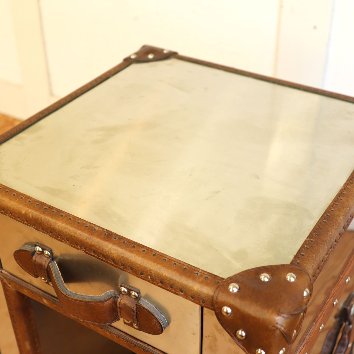 ハロ / HALO スラブ ランプテーブル ブラッシュドスチール