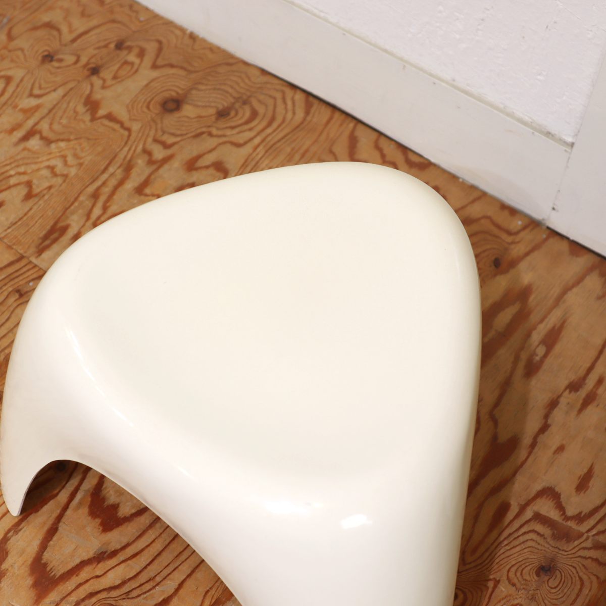 ハビタ / habitat エレファントスツール クリーム 柳宗理 ミッド