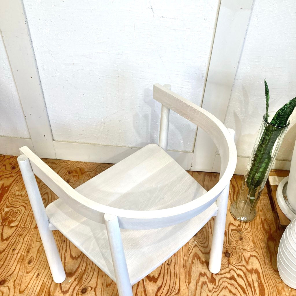 カリモクニュースタンダード / Karimoku New Standard ホームラン