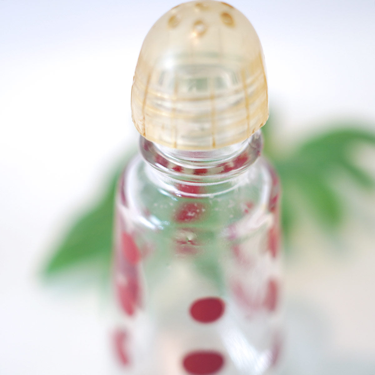 ファイヤーキング / Fire-King レッド ポルカドット ビネガーボトル