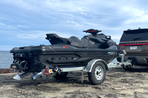 KAMIKAZE(カミカゼ)｜水上バイク用トレーラー｜RESUCO（レスコ