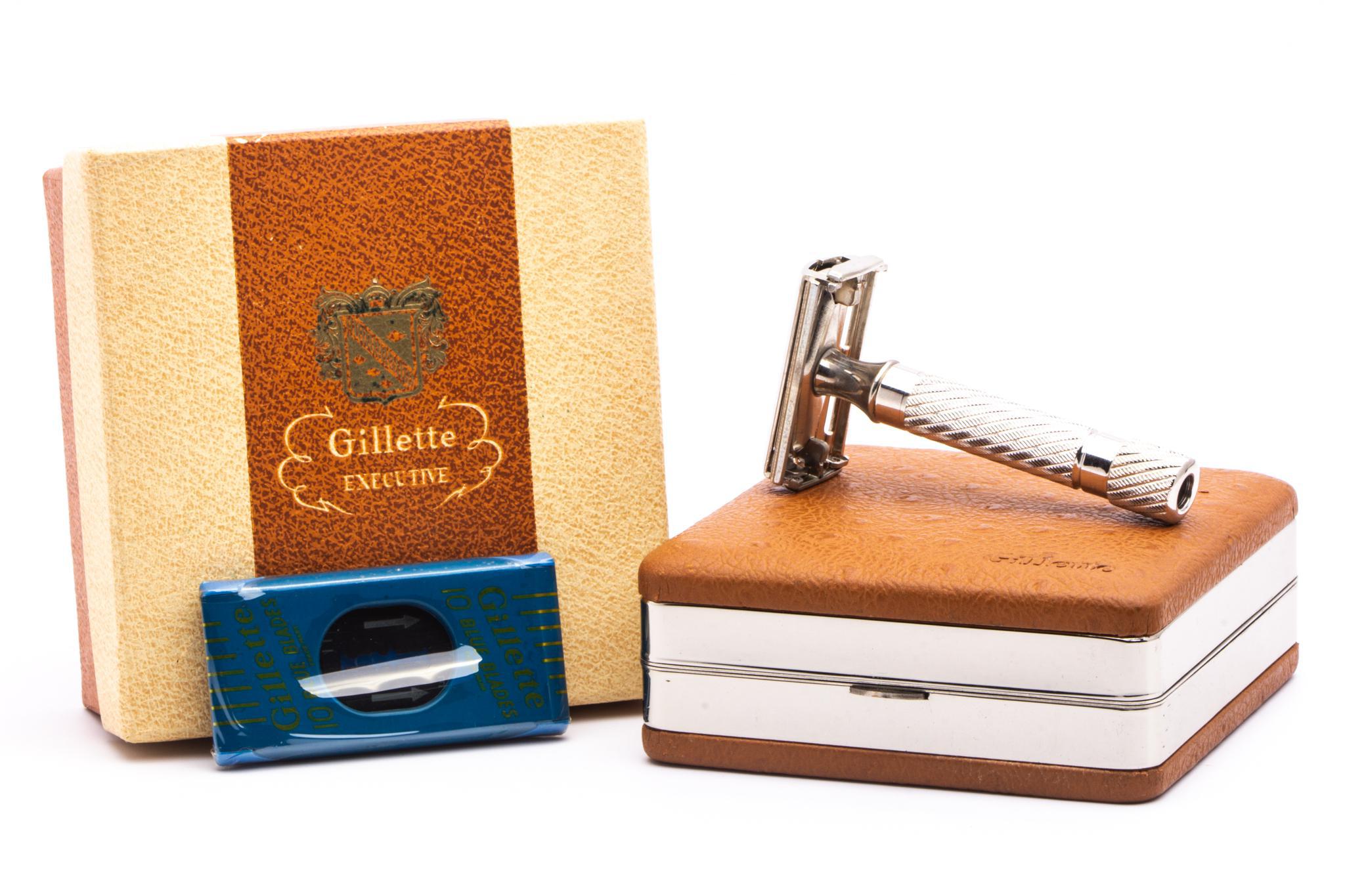 1948 Gillette Executive Double Edge Safety Razor Set w/ Ostrich
