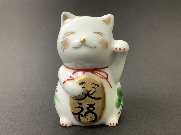 樂只苑 / 裕窯 ミニ招き猫置物（松竹梅）