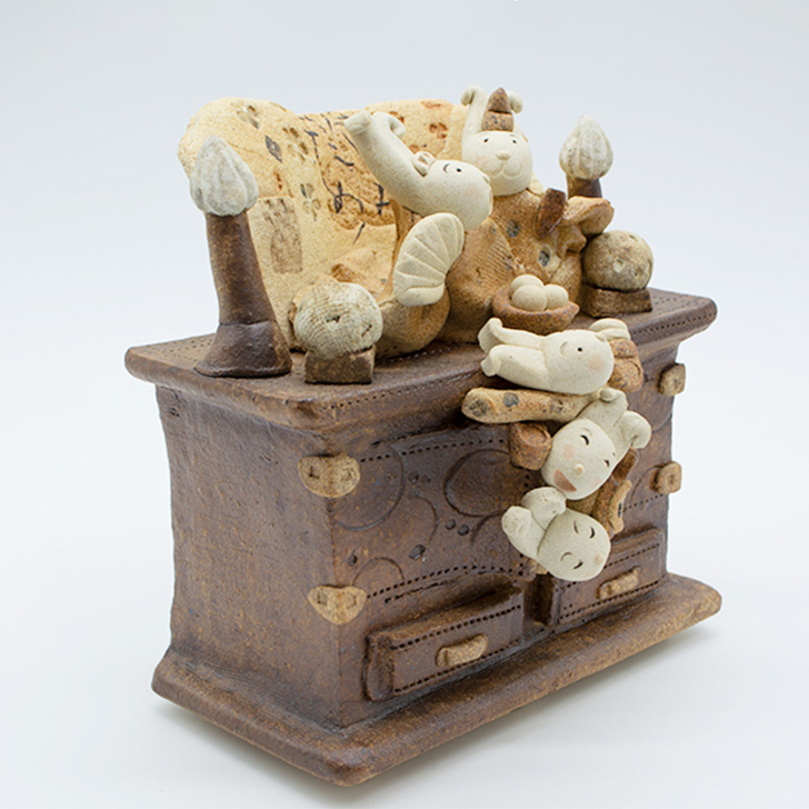 楽天市場】滝上真由美作 おもしろびな キャビネットうさぎ 陶人形作家