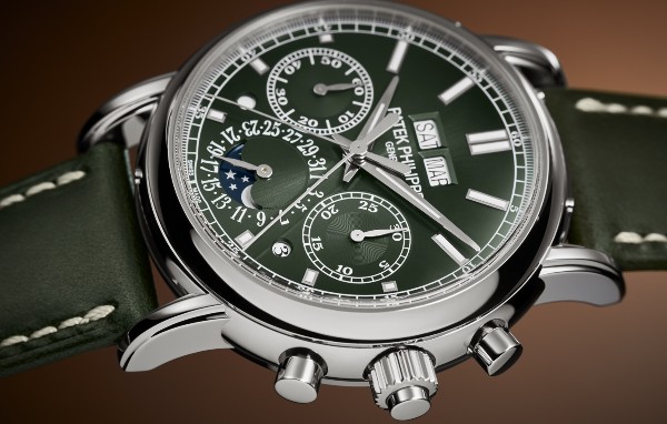 パテックフィリップ 傑作クロノグラフが2022年新作モデルに追加