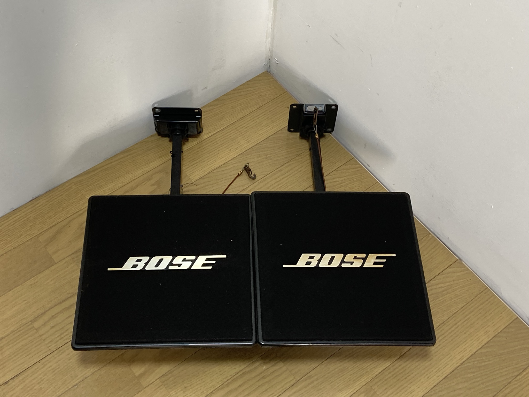 BOSE ボーズ 天吊り スピーカーシステム 111PYB 300（W）×300（H）×132