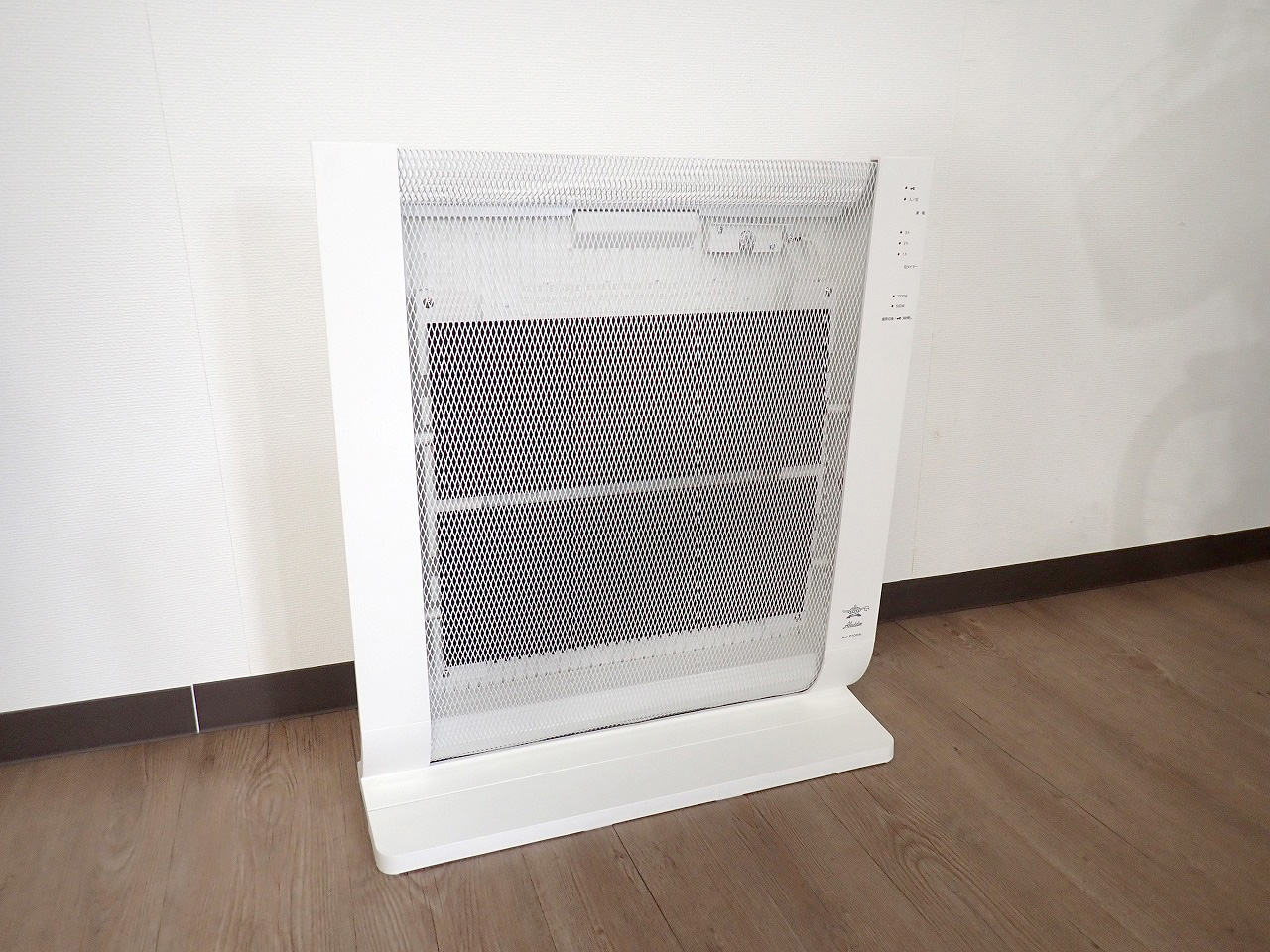 パネルヒーター Aladdin AJ-P100B アラジン 遠赤外線 電気ストーブ