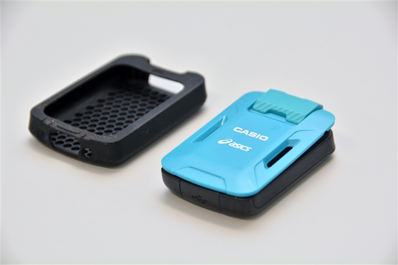 アイテムレポ】センサー1つでランニングフォームを分析 アシックス