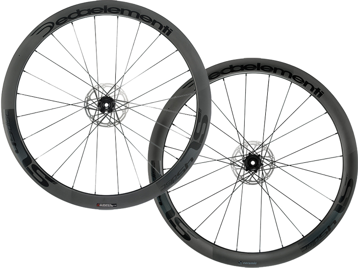 デダ エレメンティ：新製品情報》オールラウンドなフルカーボン