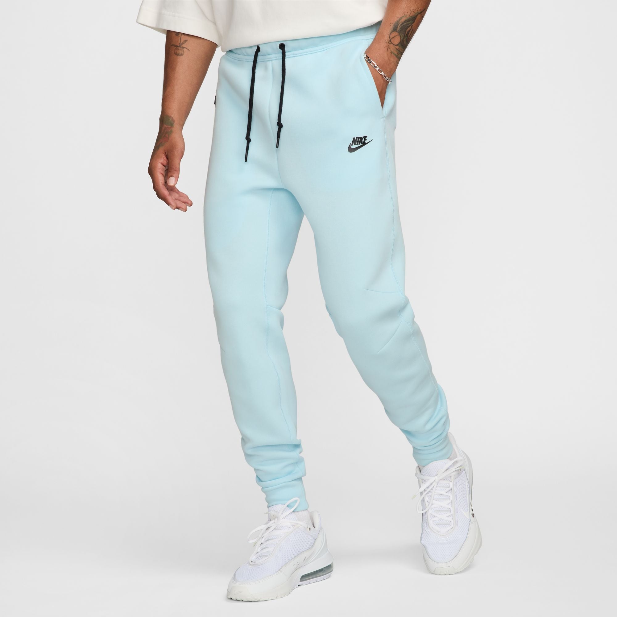 Nsw Tech Fleece Joggers – WOODstack