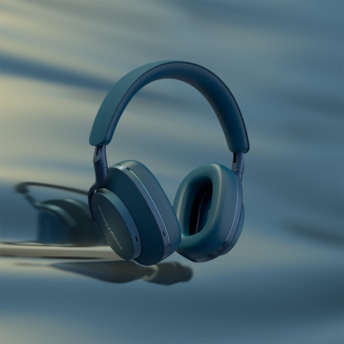 Bowers & Wilkins Px7 S2e Wireless Noise Canceling Bluetooth