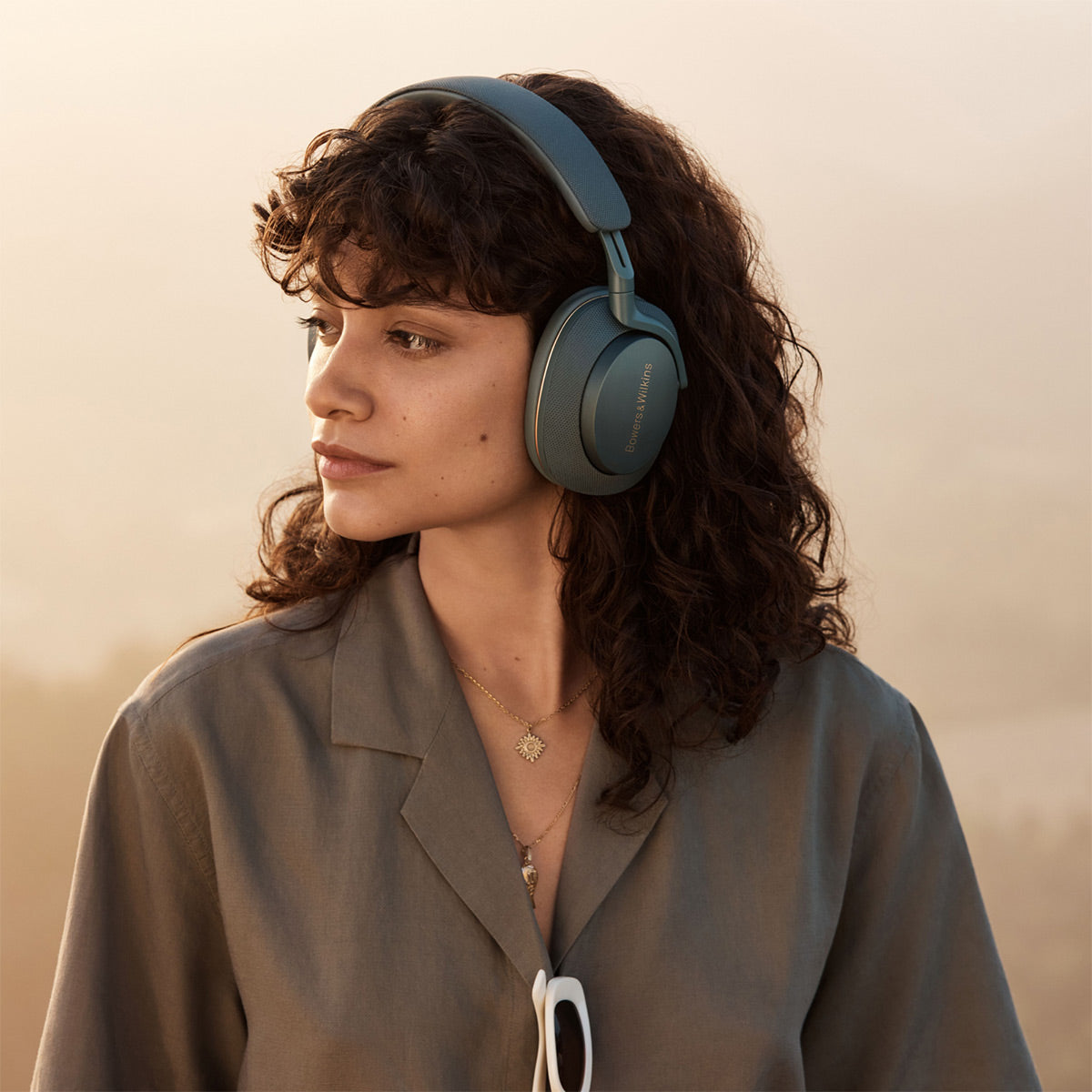 Bowers & Wilkins Px7 S2e Wireless Noise Canceling Bluetooth