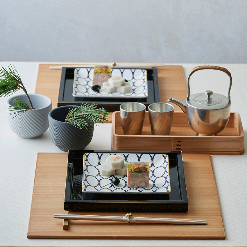 ルネッサンス ゴールド スクエア トレイ|WEDGWOOD公式オンラインストア