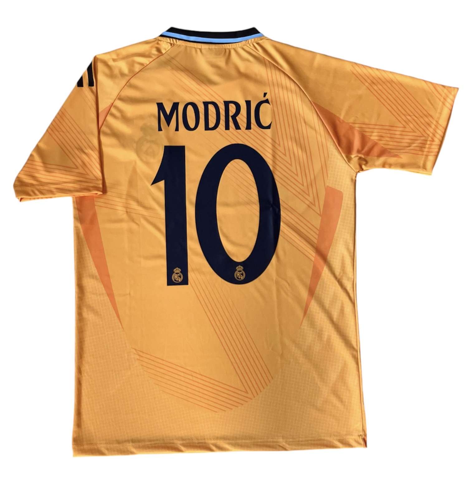 モドリッチ背番号10 レアルマドリード アウェイ オレンジ 24/25
