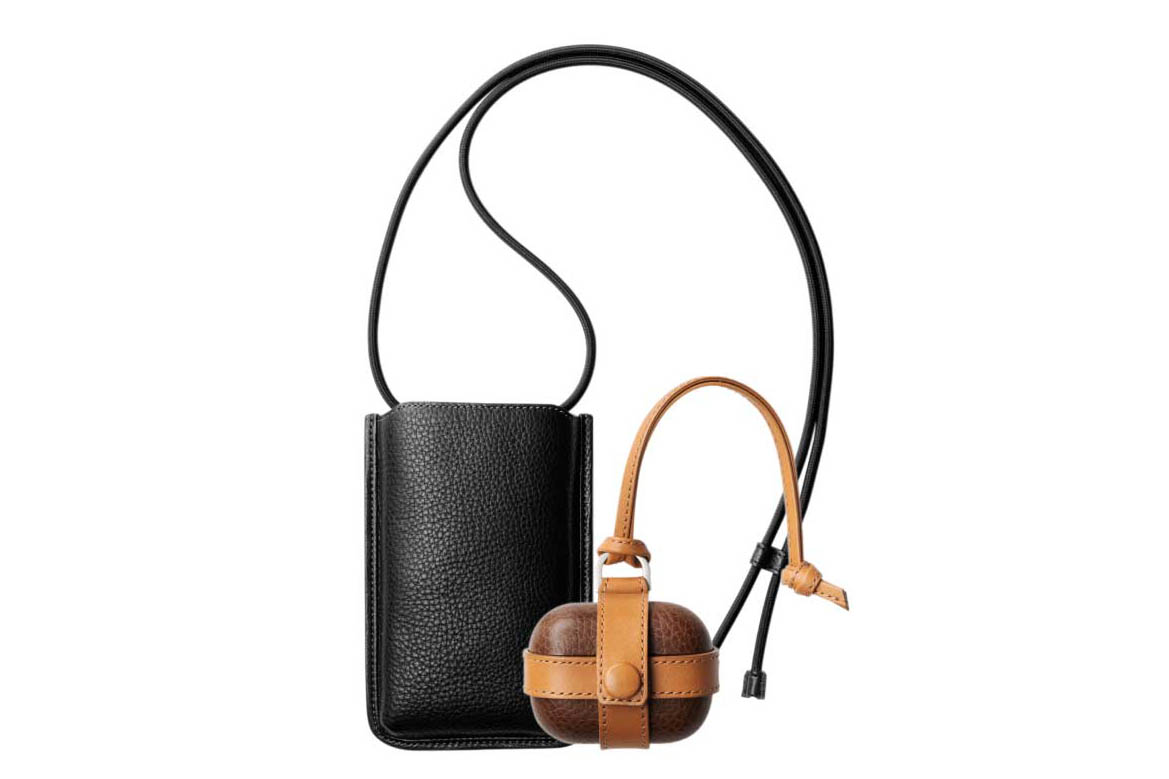 土屋鞄、「石ころ」のような本革AirPodsケースとスマホショルダー