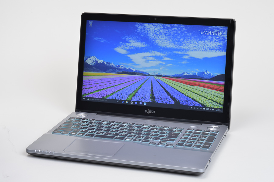 上質なマシンで動画・写真を楽しむ「GRANNOTE(AH90/X)」レビュー - FMV