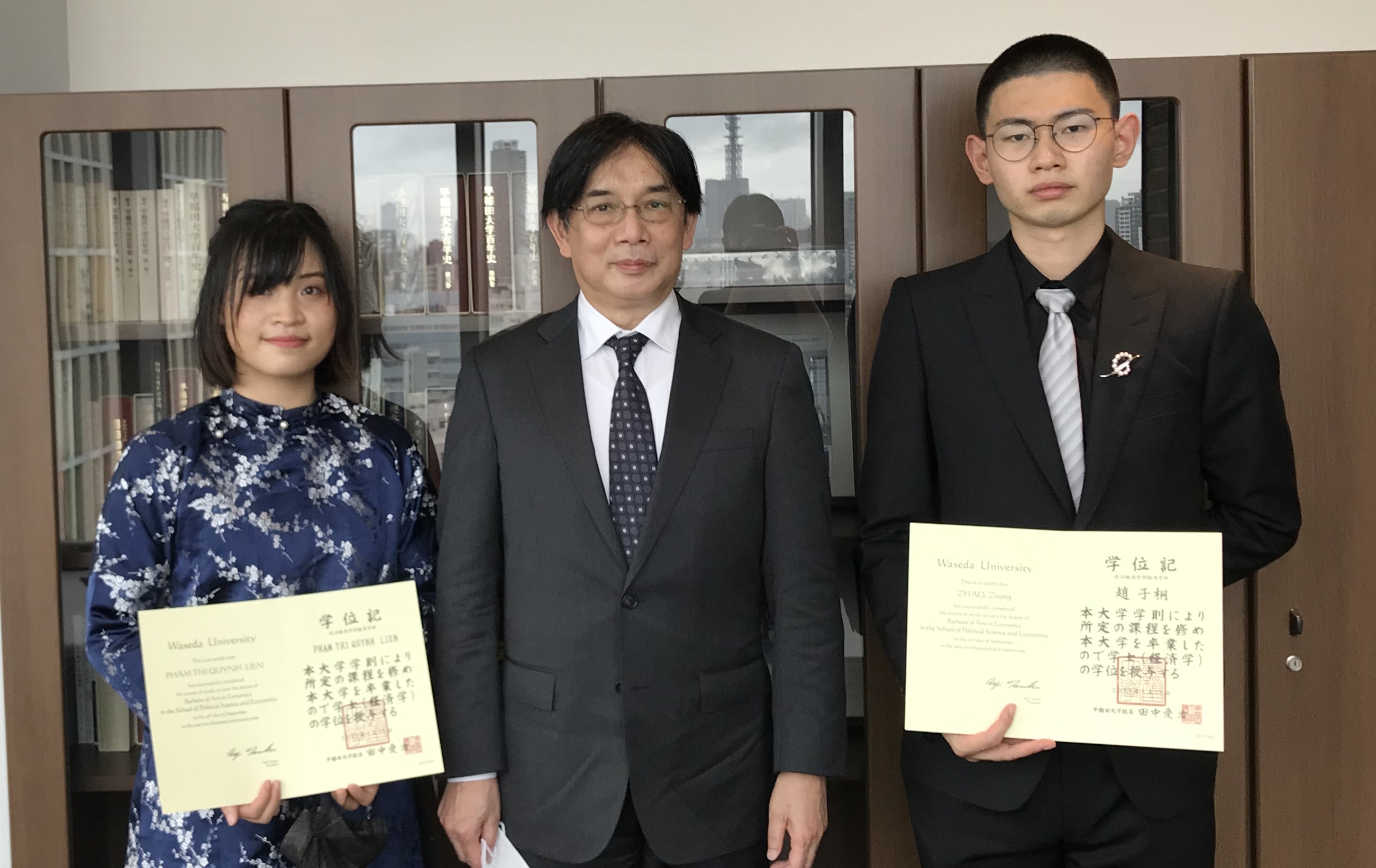 2021年9月学部卒業式が挙行されました – 早稲田大学 政治経済学部